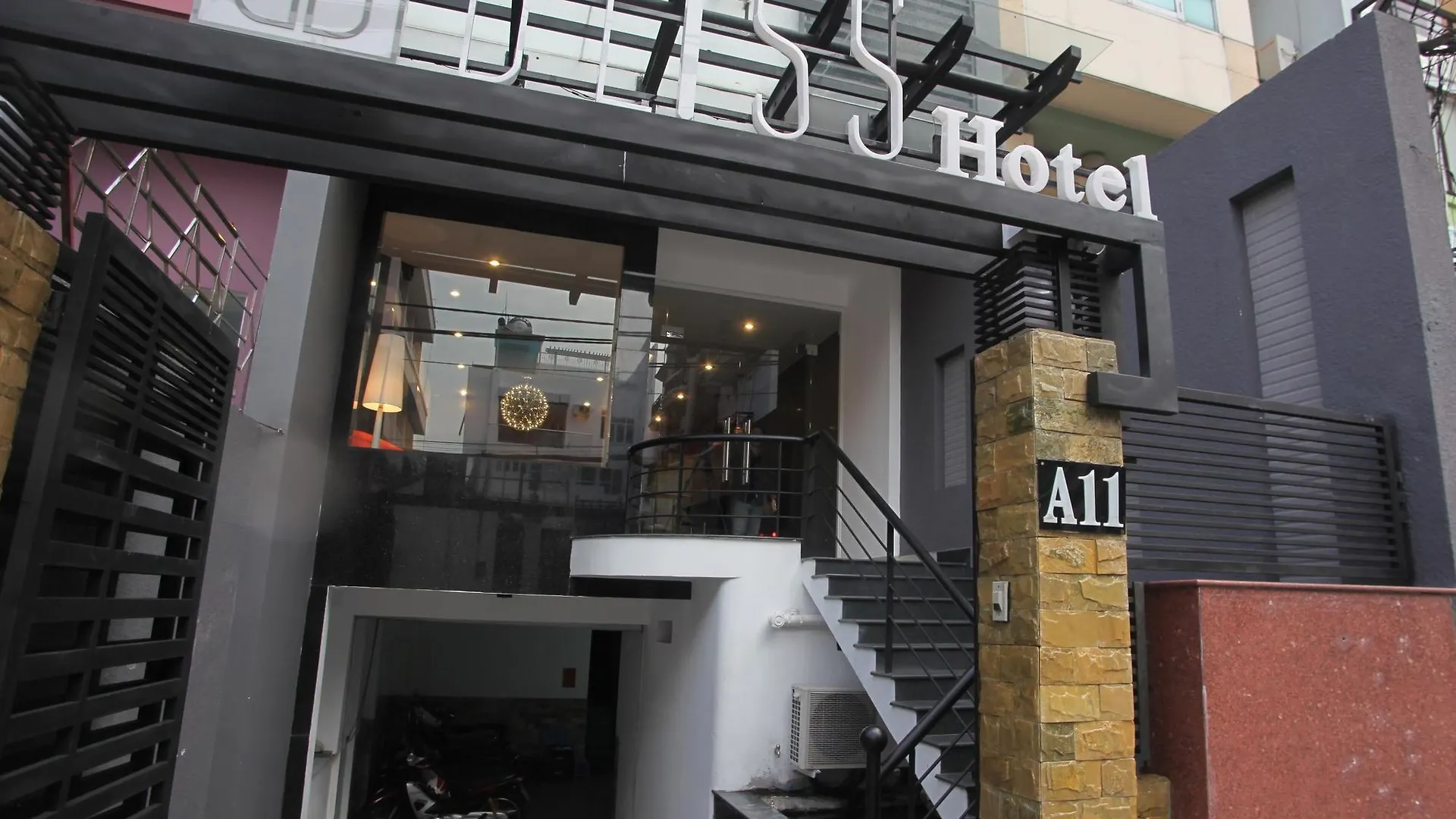 Aha Friday Hotel Le Hong Phong