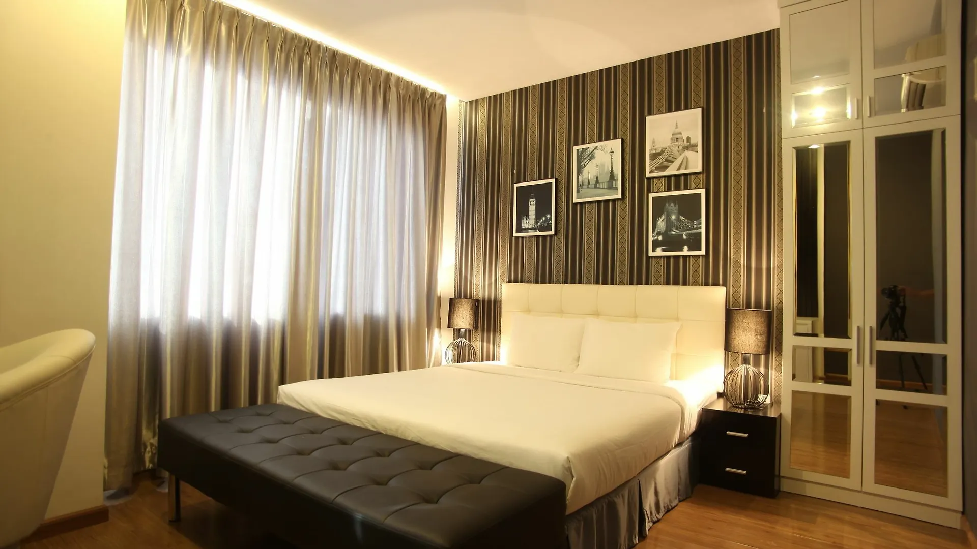 Aha Friday Hotel Le Hong Phong 2*, Ho Chi Minh City